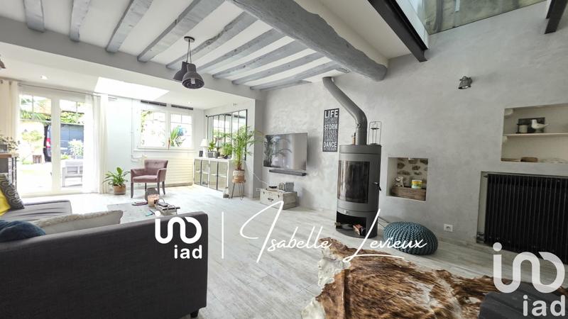 Maison - 200 m² - 8 pièces