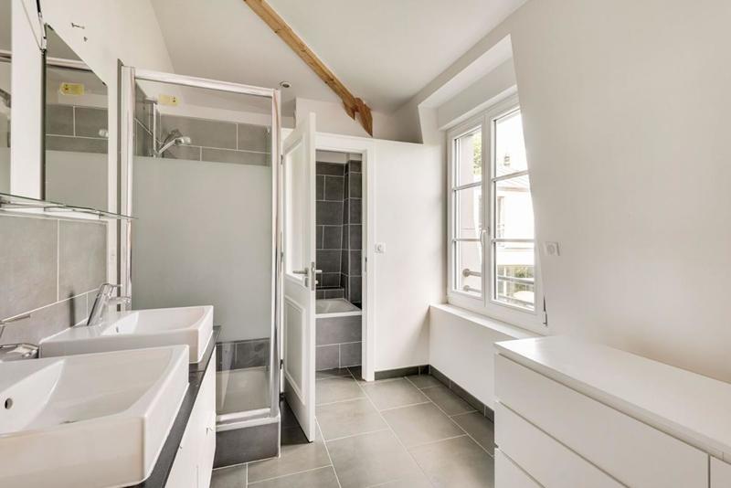 Maison - 200 m² - 6 pièces