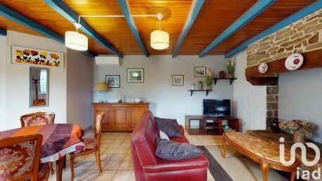 Maison - 180 m² - 11 pièces