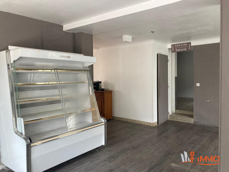 Maison - 163 m² - 8 pièces