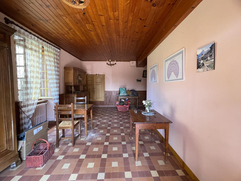 Maison - 400 m² - 10 pièces