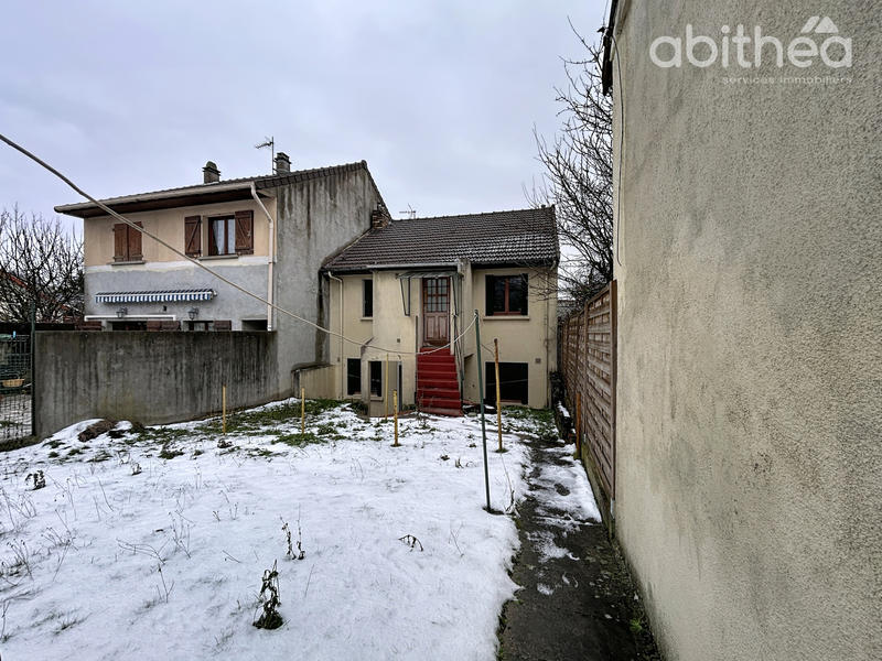 Maison - 88 m² - 4 pièces