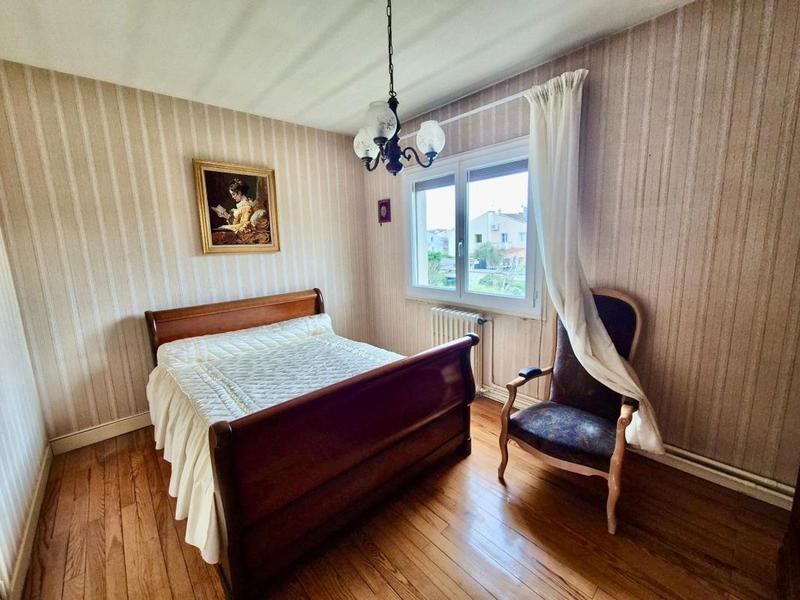 Maison - 93 m² - 4 pièces