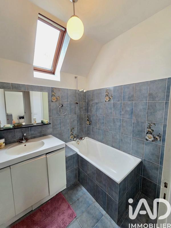 Maison - 184 m² - 7 pièces