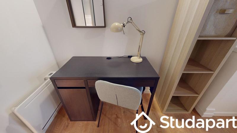 Chambre - 11 m² - 1 pièce