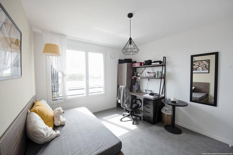 Chambre - 12 m² - 3 pièces