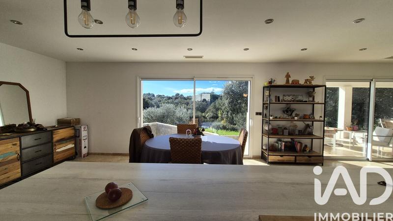 Maison - 137 m² - 5 pièces