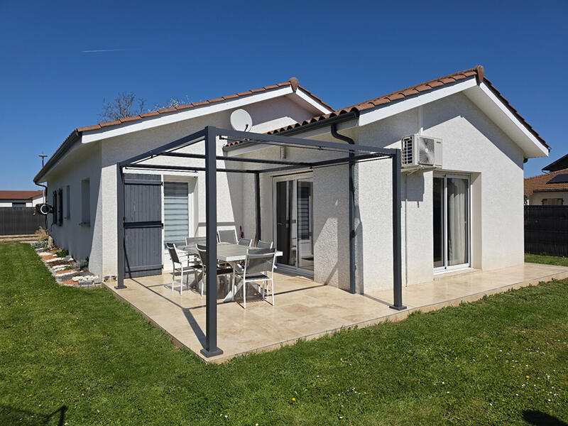 Maison - 100 m² - 4 pièces
