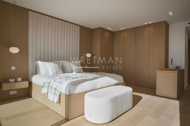 Appartement - 207 m² - 5 pièces