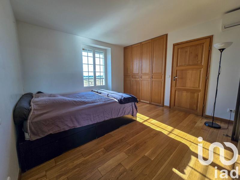 Maison - 238 m² - 8 pièces