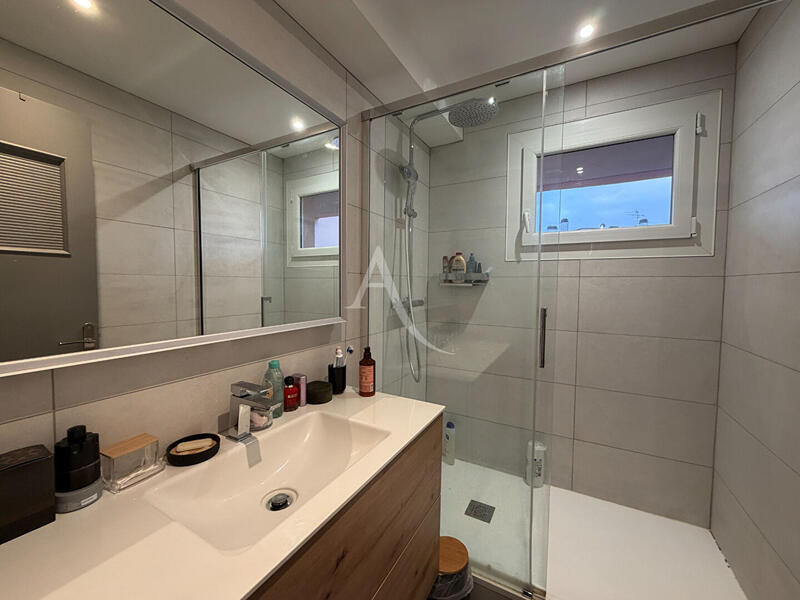 Appartement - 78 m² - 3 pièces