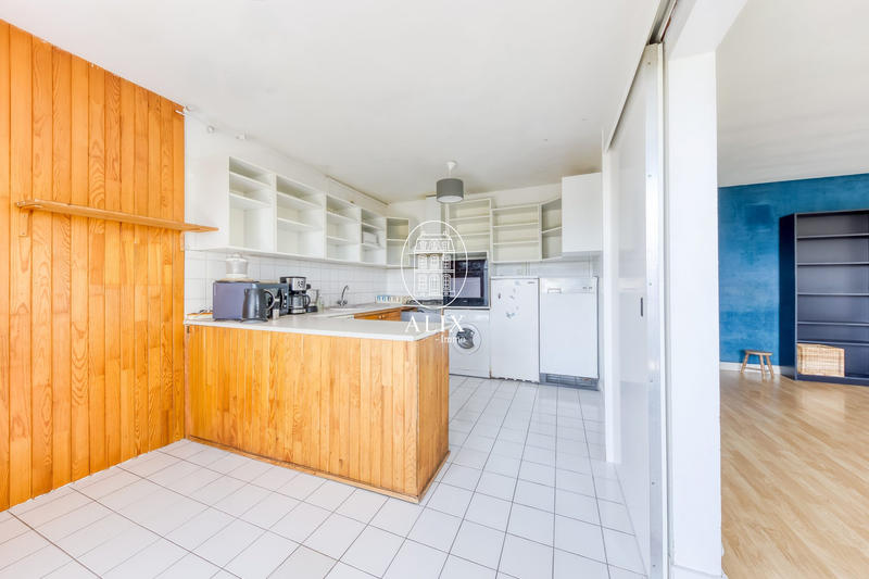 Appartement - 90 m² - 5 pièces