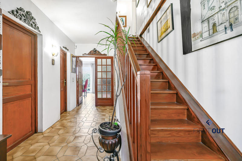 Maison - 190 m² - 5 pièces