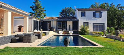 Maison - 190 m² - 5 pièces