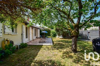 Maison - 97 m² - 5 pièces