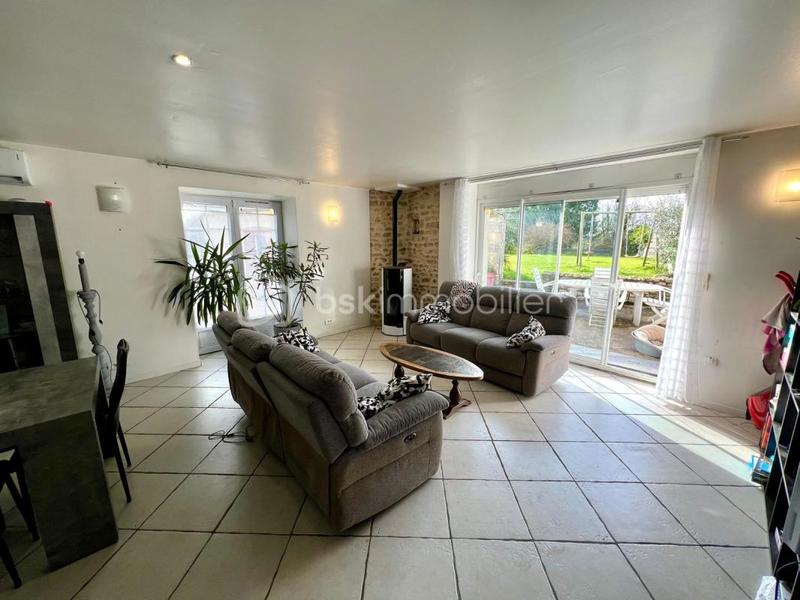 Maison en pierre - 110 m² - 5 pièces