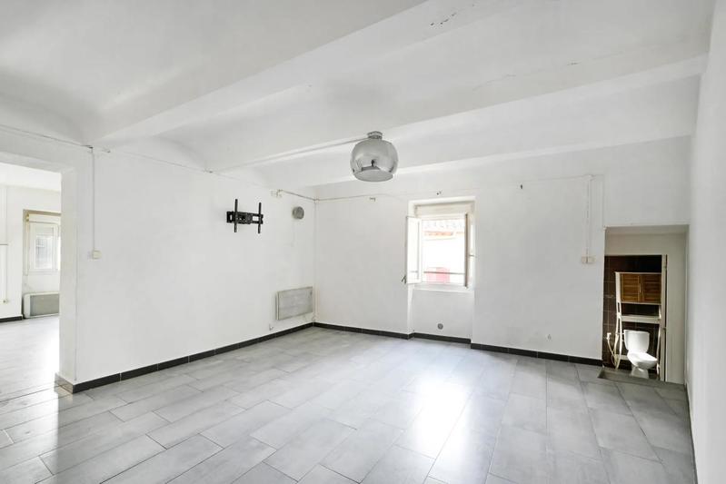 Maison - 160 m² - 9 pièces