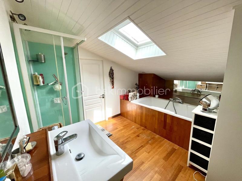 Maison - 172 m² - 6 pièces