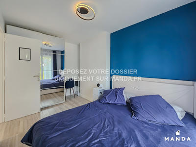 Chambre - 14 m² - 5 pièces