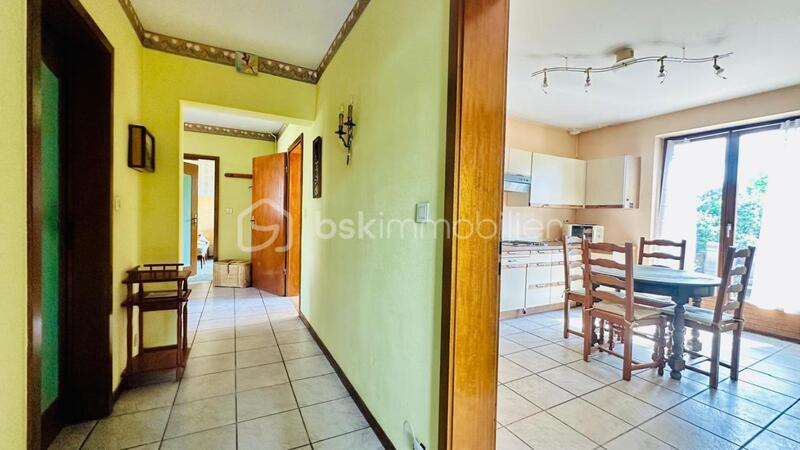 Maison traditionnelle - 190 m² - 7 pièces