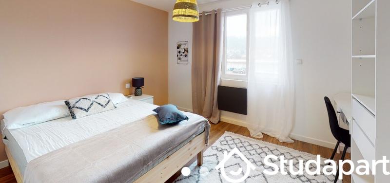 Chambre - 11 m² - 1 pièce