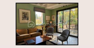 Demeure - 400 m² - 9 pièces