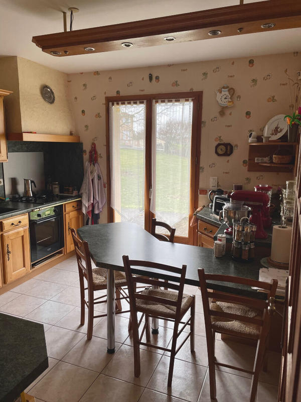 Maison - 90 m² - 4 pièces