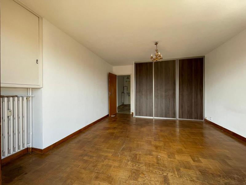 Appartement - 90 m² - 3 pièces