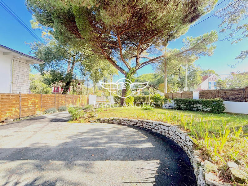 Maison - 153 m² - 8 pièces