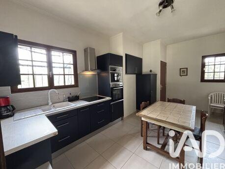 Maison - 94 m² - 3 pièces