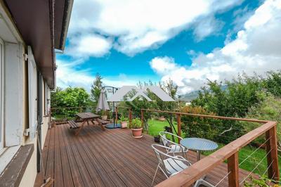 Villa - 196 m² - 8 pièces