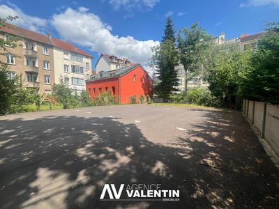 Parking / Garage - 12 m²