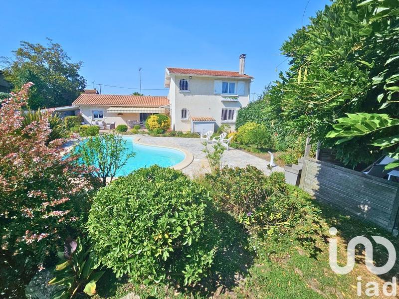 Maison - 136 m² - 5 pièces