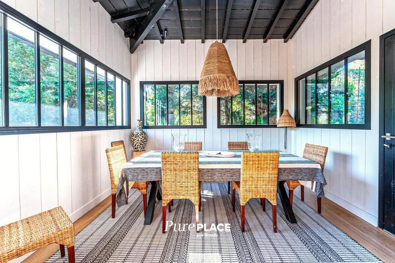 Villa - 278 m² - 7 pièces