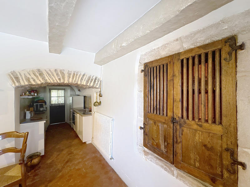 Maison - 250 m² - 8 pièces