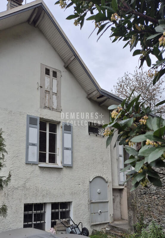 Maison ancienne - 180 m² - 10 pièces