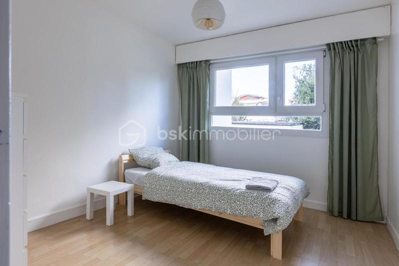 Appartement - 81 m² - 3 pièces