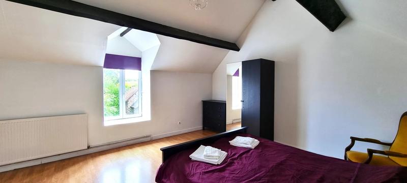 Maison - 182 m² - 9 pièces