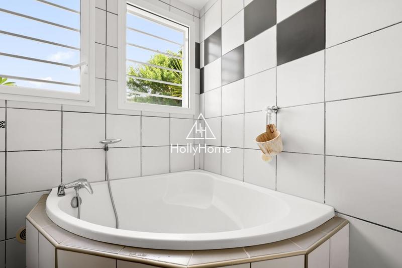 Maison ancienne - 141 m² - 5 pièces