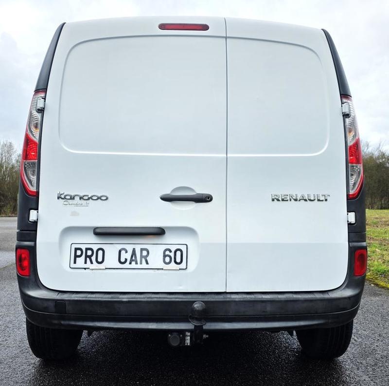 Renault Kangoo 2° Renault K 1.5 Dci 75cv Standard Distribution + pompe eau faite
