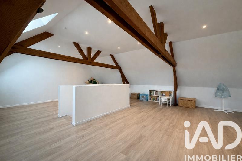 Maison - 185 m² - 7 pièces