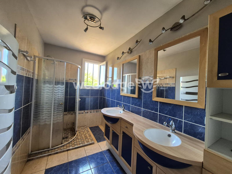 Maison traditionnelle - 83 m² - 4 pièces