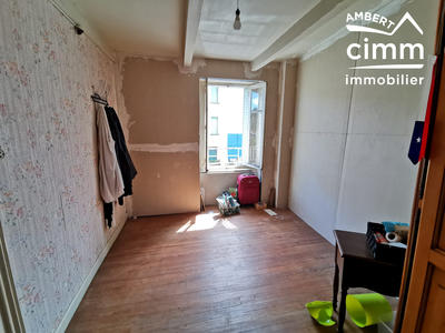 Maison - 62 m² - 5 pièces