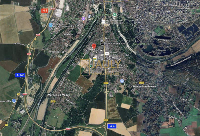 Local commercial - 900 m²