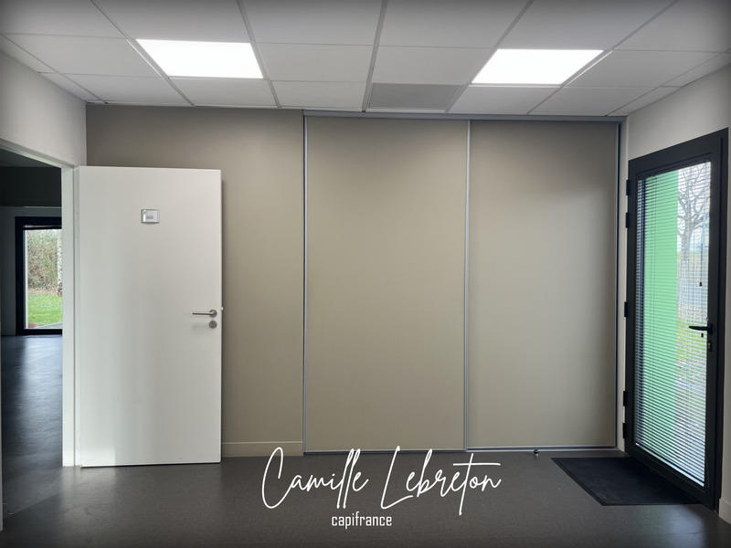 Bureau - 135 m² - 5 pièces