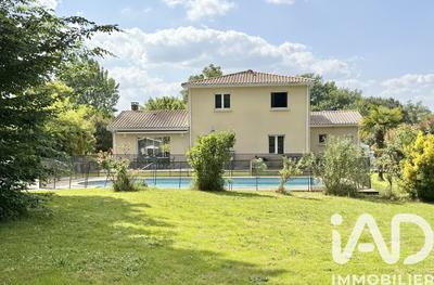 Maison - 160 m² - 6 pièces