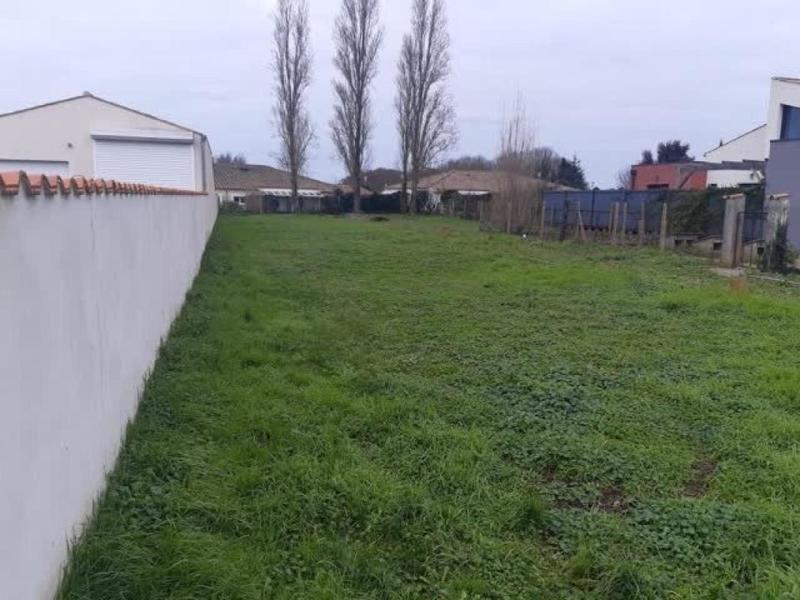 Terrain constructible - 618 m²