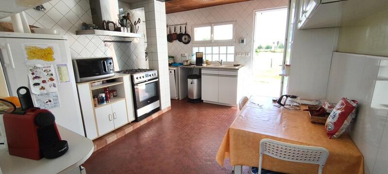Maison - 231 m² - 7 pièces