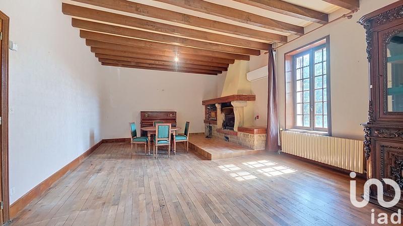 Maison - 215 m² - 9 pièces