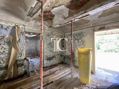 Maison ancienne - 130 m² - 17 pièces